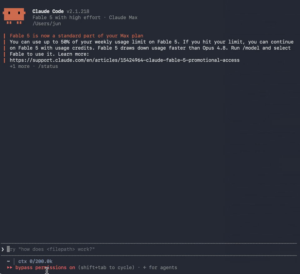 Claude Code exécutant un modèle routé par opencodex, avec gpt-5.6-luna-medium actif dans la barre d’état